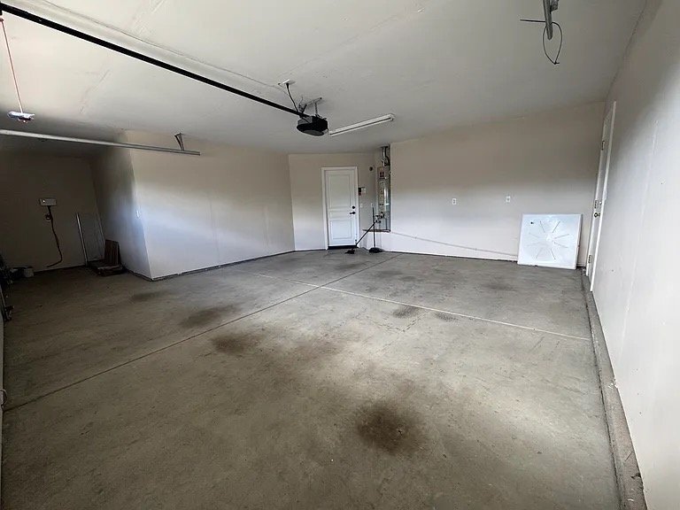 Building Photo - 2591 Frontier Ln
