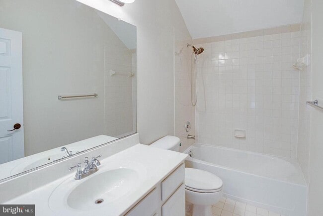 Building Photo - 9515 Walker Way