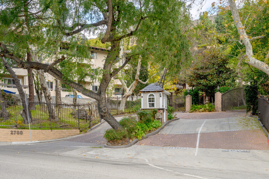 Building Photo - 2700 Cahuenga Blvd E