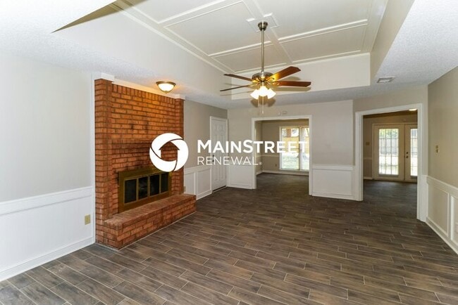 Building Photo - 4 Bedroom Pet-Friendly Home in Cordova, TN with Main Street Renewal