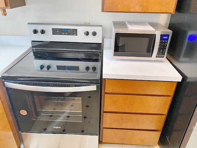 Building Photo - Sophisticated Living in The Fan: 2 Bedroom...