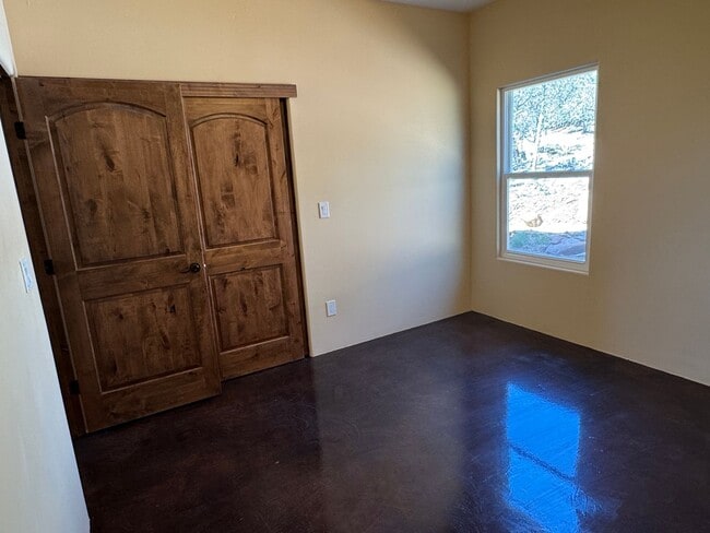 Building Photo - Brand new 3 bedroom, 2 bathroom home in Cedar Crest, NM