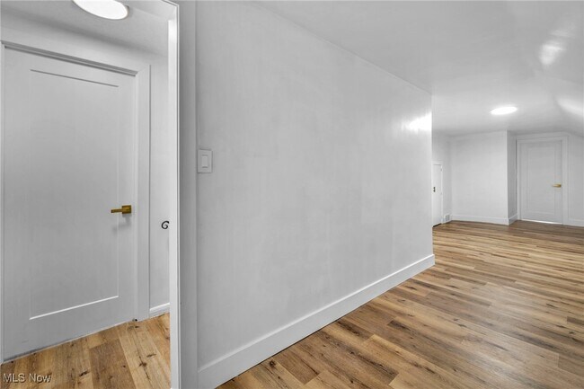 Building Photo - 3367 Monticello Blvd