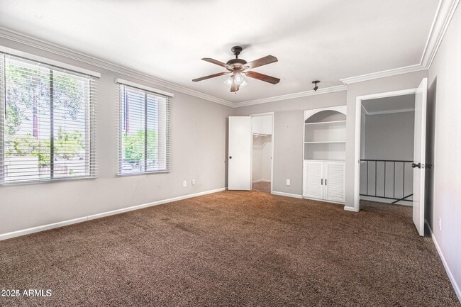 Building Photo - 8321 E Vista Dr