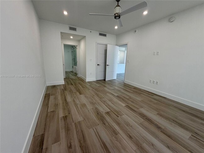 Building Photo - 550 Okeechobee Blvd