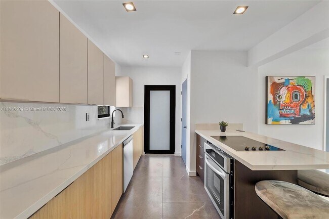 Building Photo - 501 NW 46th St