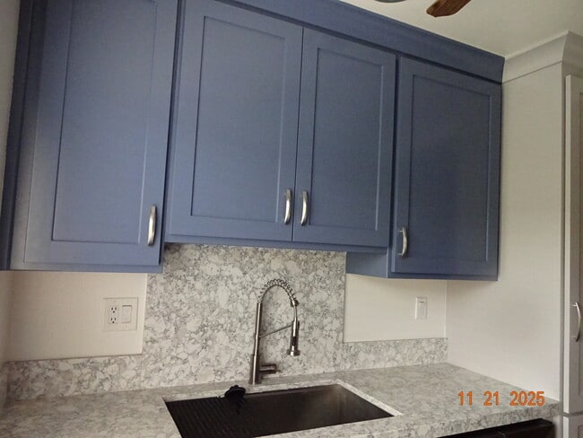 Building Photo - 19 Bahia Cir