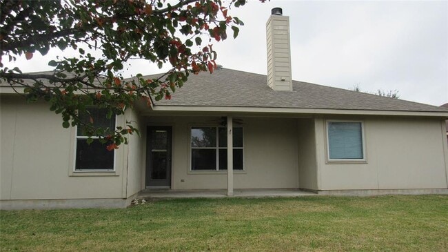 Building Photo - 1510 Ridgewood Dr