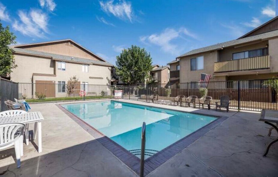 Building Photo - 12730 Laurel St
