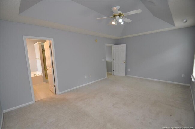 Building Photo - 806 Brickstone Dr