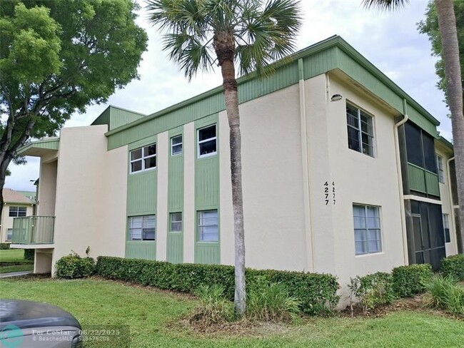 Building Photo - 4277 NW 89th Ave