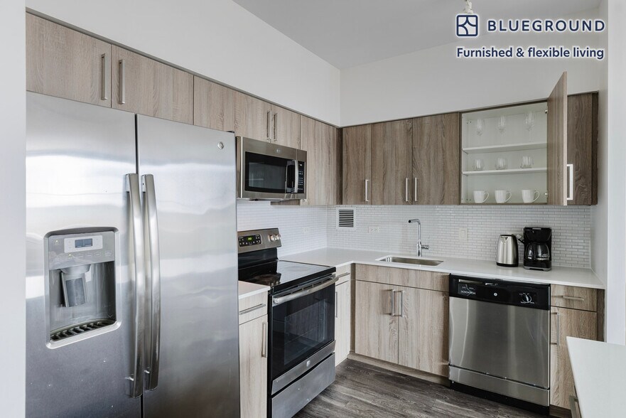 Building Photo - 901 S Ashland Ave