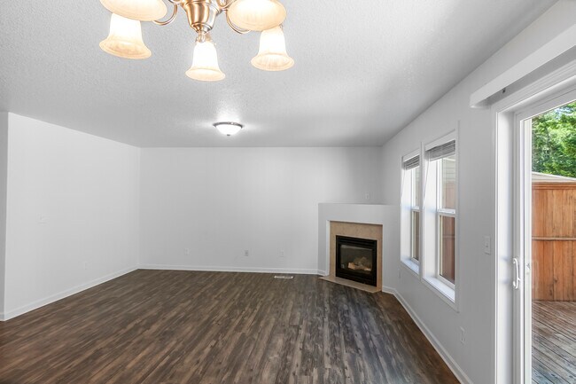 Building Photo - 7212 34th Ave NE