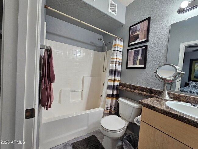 Building Photo - 18416 N Cave Creek Rd