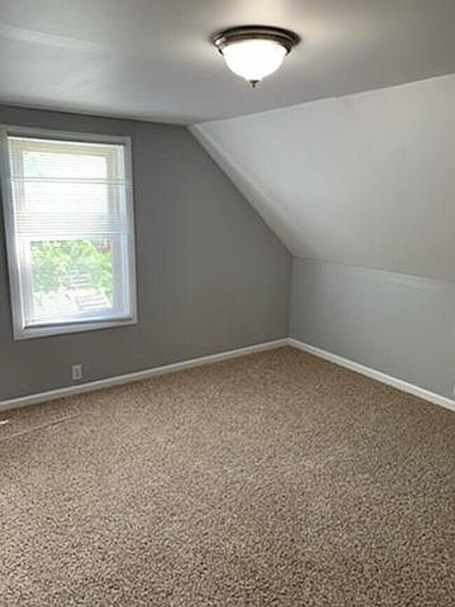 Building Photo - 4632 Cecil Pl
