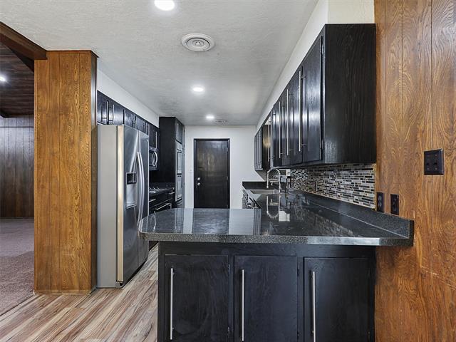 Building Photo - 1023 Piping Rock Ln