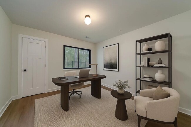 Building Photo - 4 Bedroom 2 Bath House in Corey Woods - Summerville