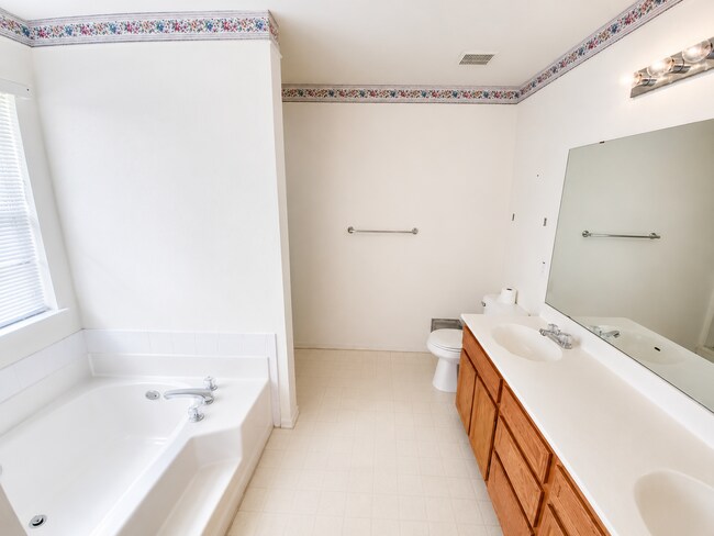 Building Photo - AVAILABLE MID JULY; APPLY TODAY ON OUR WEBSITE