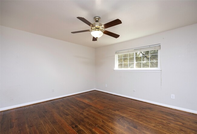 Building Photo - 5415 3 Oaks Cir