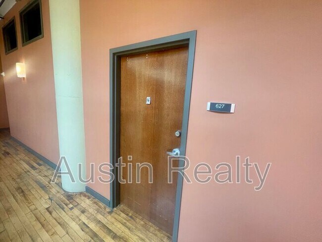 Building Photo - 1520 Washington Ave