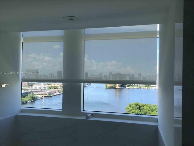 Building Photo - 400 Sunny Isles Blvd