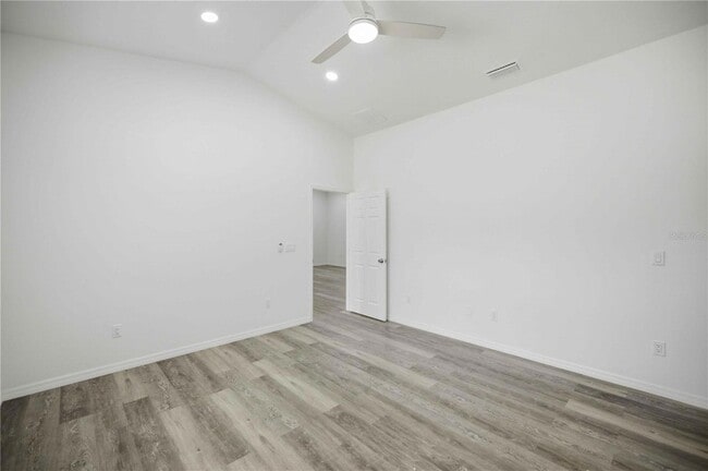 Building Photo - 13765 SW 81 Cir