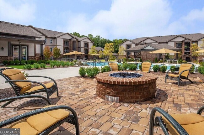 Building Photo - 2080 One White Oak Ln