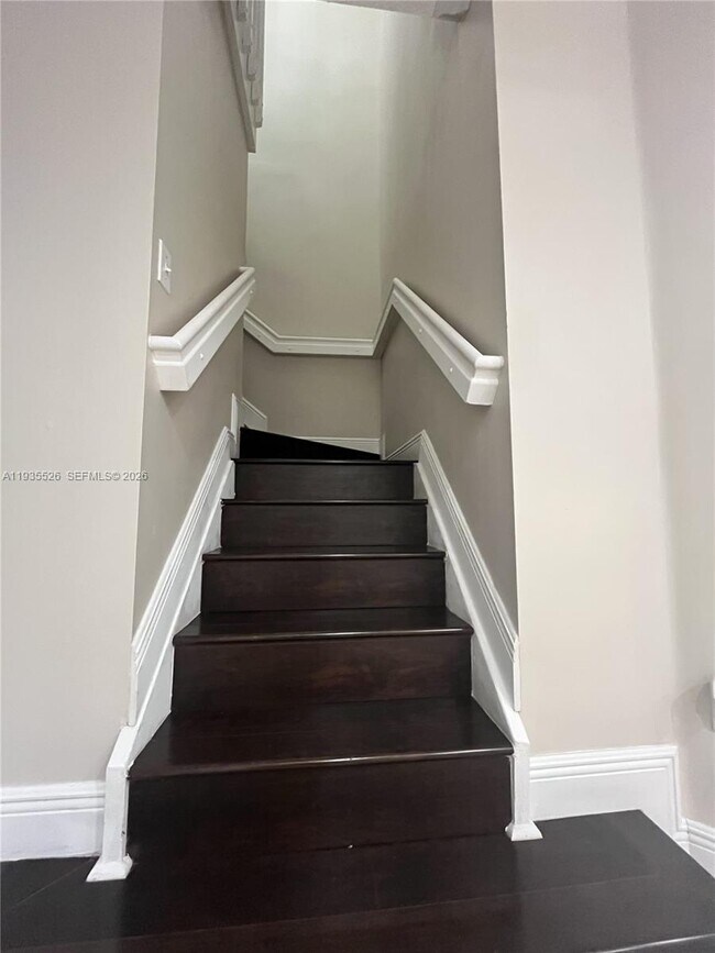 Building Photo - 10872 SW 89th St