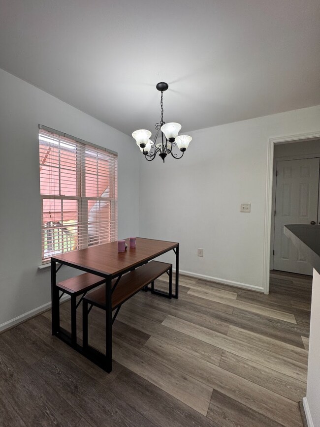 Building Photo - ???? Spacious 3-Bedroom Home on a Large Lot in Spartanburg School District 6 – Minutes from Shopp...