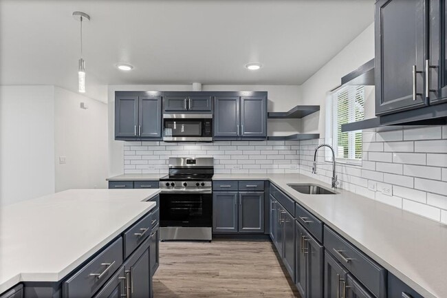 Building Photo - 1100 Monte Vista Dr