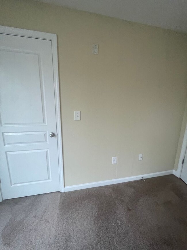 Building Photo - 17-1727 BBCH