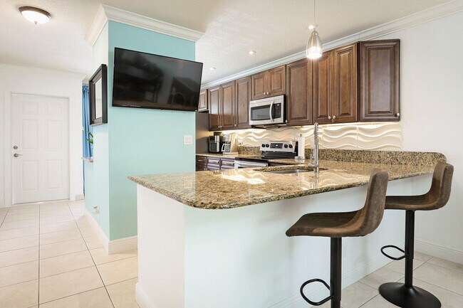 Building Photo - 1141 Calamondin Terrace