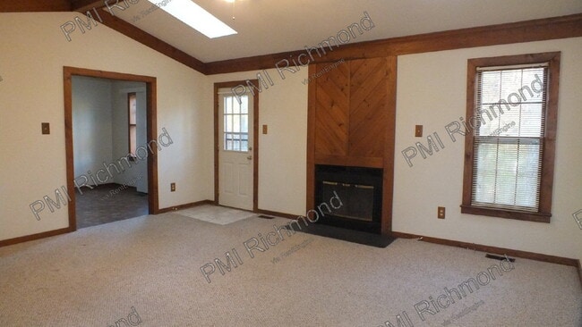 Building Photo - 7506 Cheltenham Dr