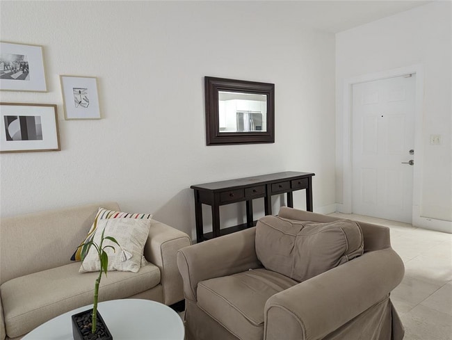 Building Photo - 4102 Forest Dr