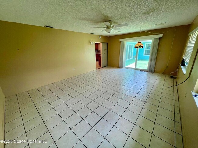 Building Photo - 1497 Krin Ct NE