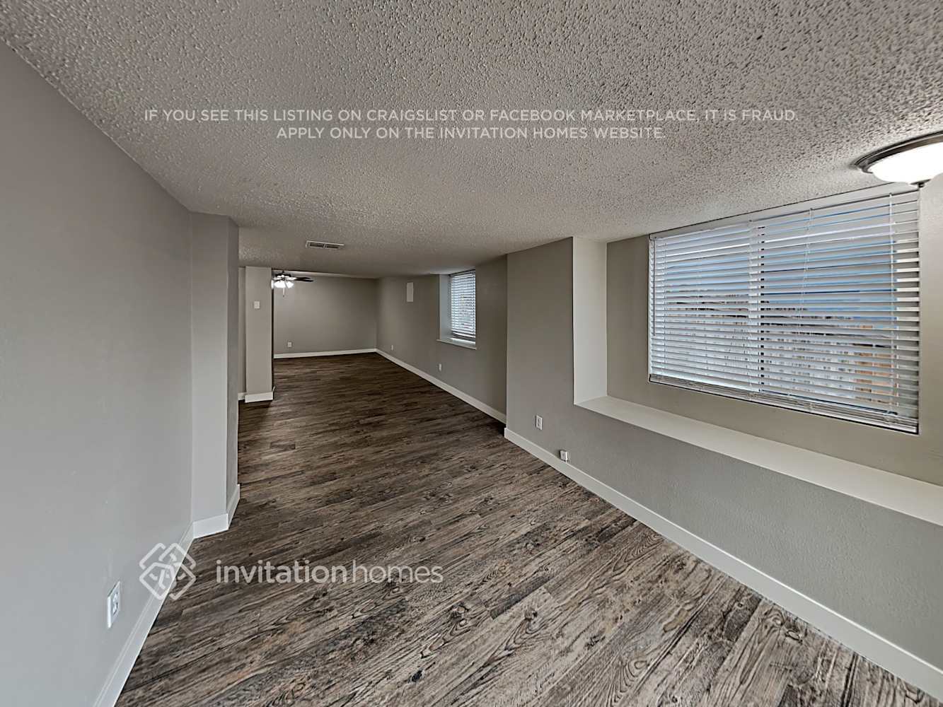 Building Photo - 10418 Strasburg Way