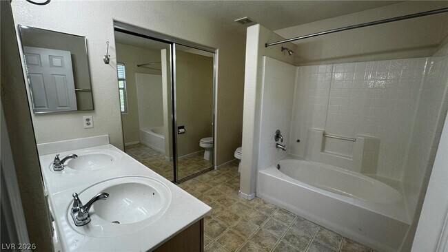 Building Photo - 10435 Prairie Schooner Ave
