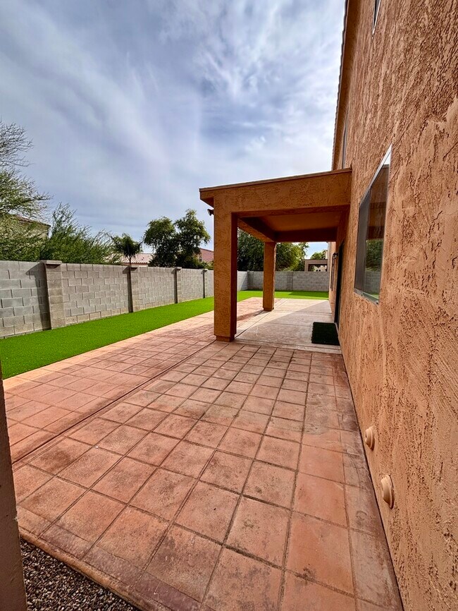 Building Photo - Fantastic 3071 square foot home in Southfork on huge 0.2 acre lot with 2 car garage, shed, 2 RV g...