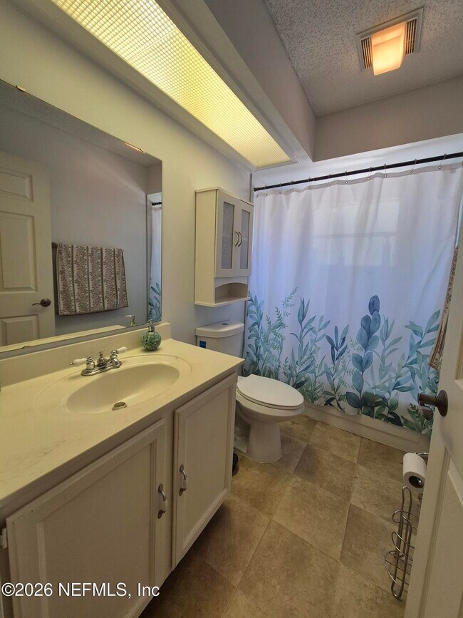 Building Photo - 8513 Rockridge Dr