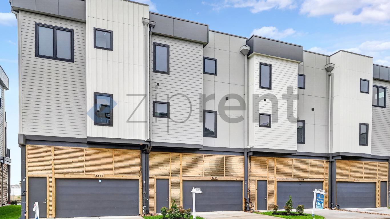 Building Photo - Unit
