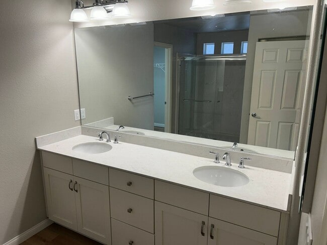 Building Photo - 3 Story Home Nestled in the Heart of Coronado Ranch