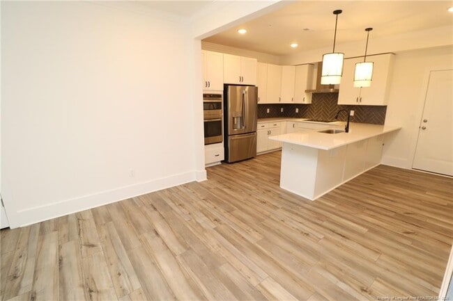Building Photo - 110 Byrum St