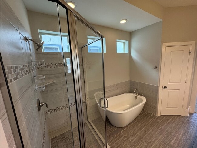 Building Photo - 6755 Highclere Manor Ln