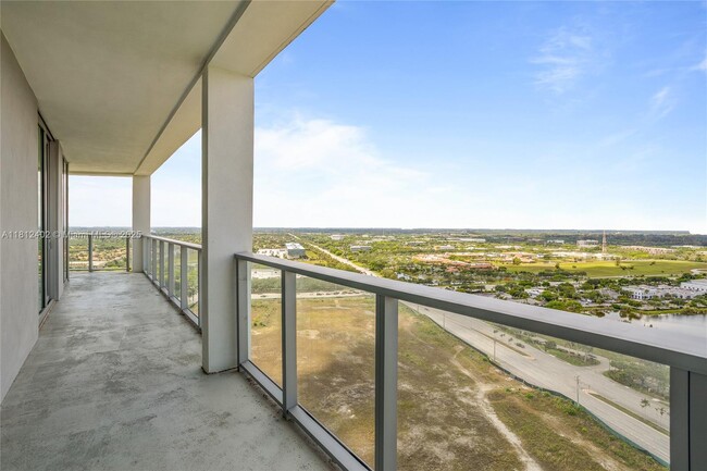 Building Photo - 2000 Metropica Wy