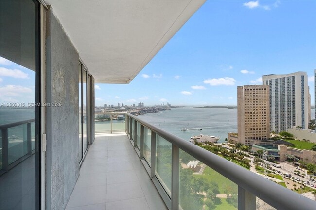 Building Photo - 50 Biscayne Blvd