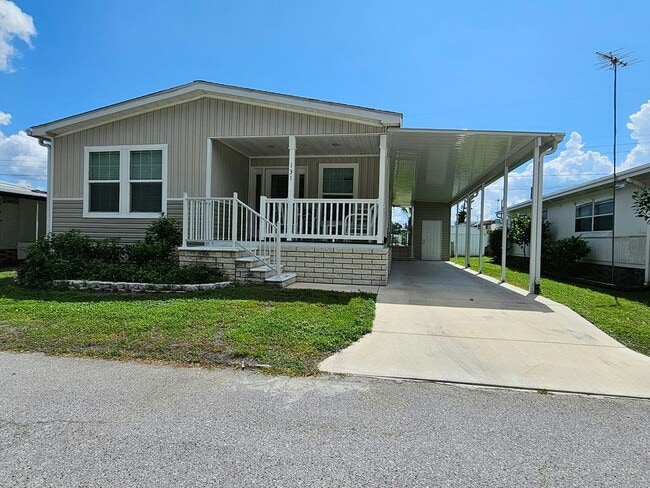 Primary Photo - 2882 Gulf to Bay Blvd