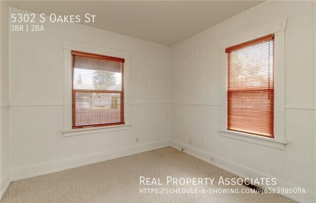 Building Photo - 5302 S Oakes St