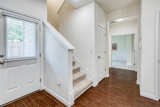 Building Photo - 5817 Loblolly Ln