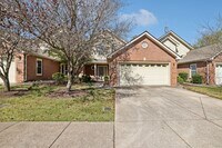 Building Photo - 2016 Shamrock Dr