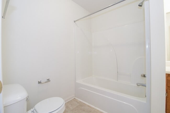 Building Photo - 513 Peachers Ridge Rd